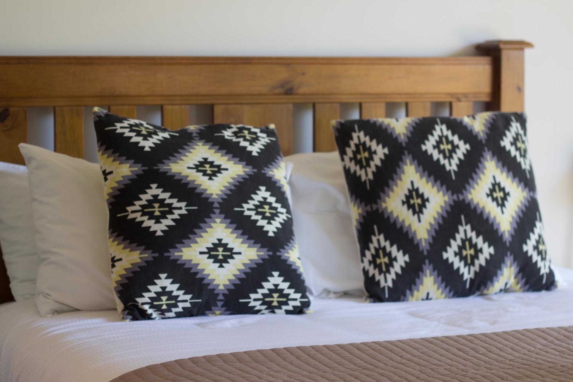 Aston Norwood Chalets Upper Hutt Extérieur photo