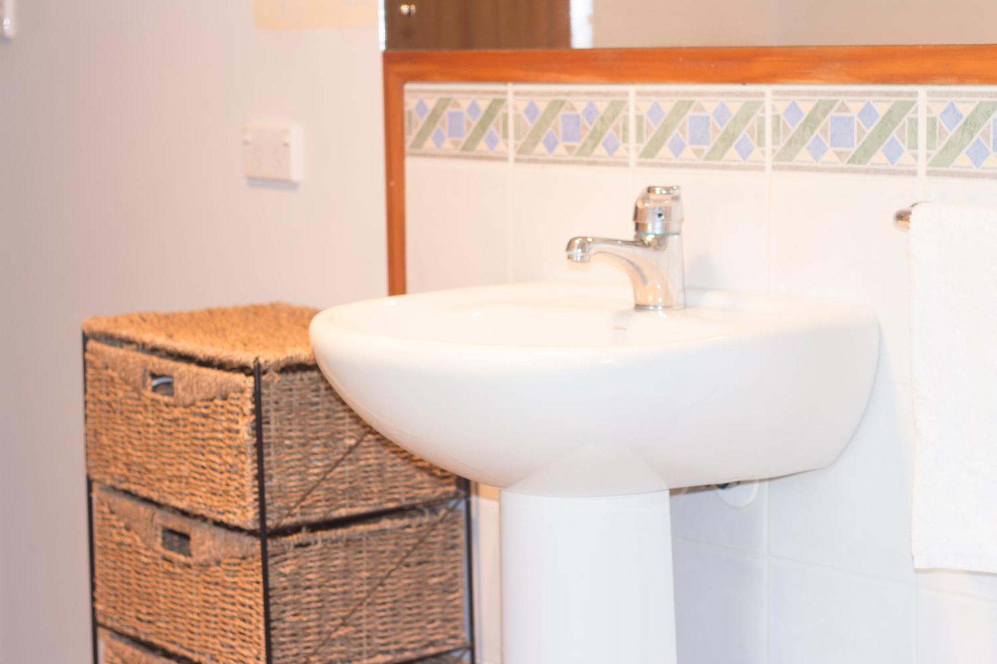 Aston Norwood Chalets Upper Hutt Extérieur photo